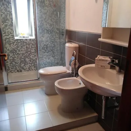 Apartamento New Crys 5 *